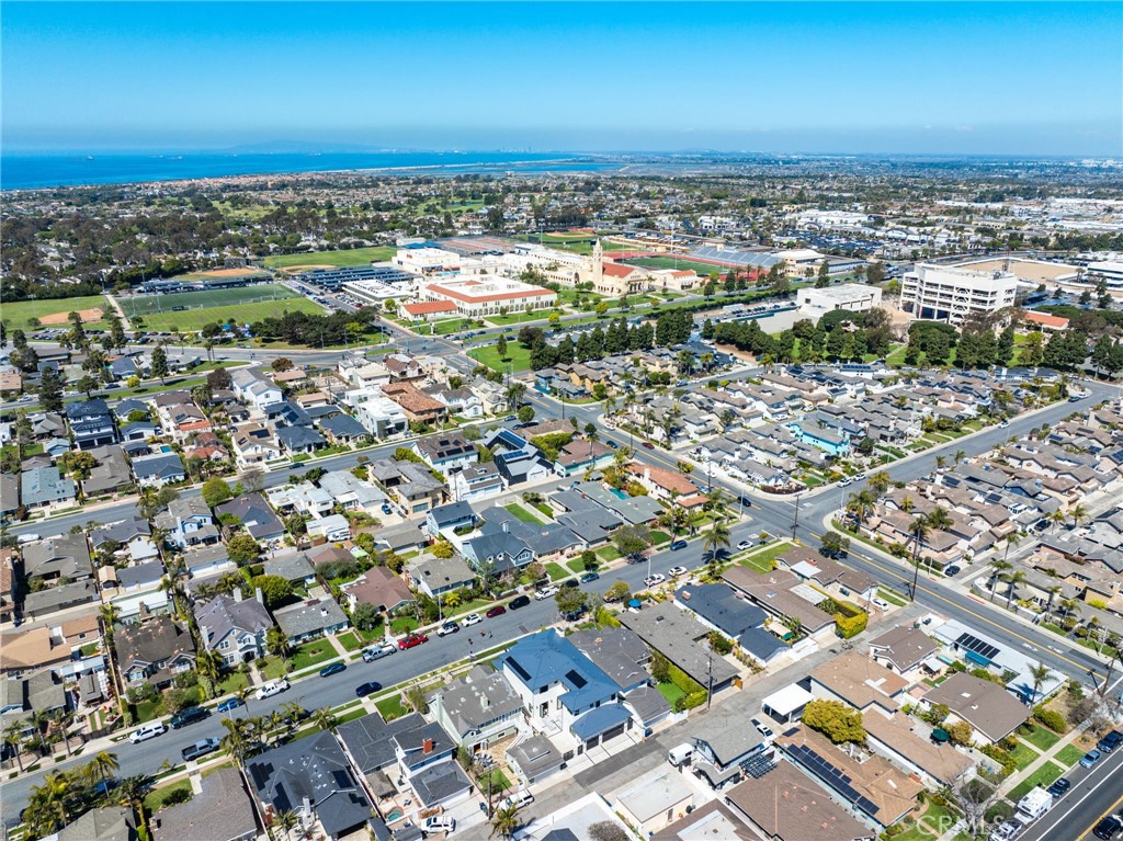 MLS #OC25076130 img 4