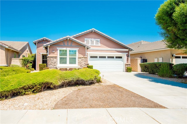26112 Palm Breeze Lane, Menifee CA: https://media.crmls.org/medias/fc6db7a1-d8ca-41a5-b3f5-a2132dd655d2.jpg