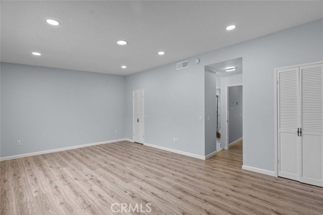 7130 Glade Avenue, Canoga Park CA: https://media.crmls.org/medias/fc6e2119-17cc-4523-822f-3b6ca6713240.jpg