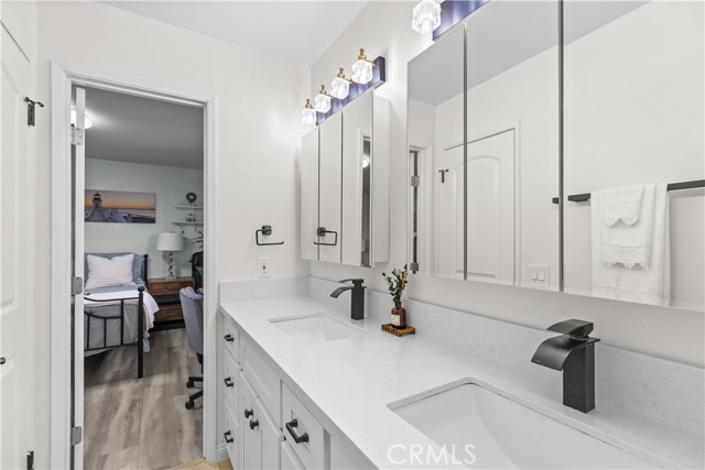 Detail Gallery Image 7 of 35 For 6635 Bridle Cir, Yorba Linda,  CA 92886 - 4 Beds | 2 Baths