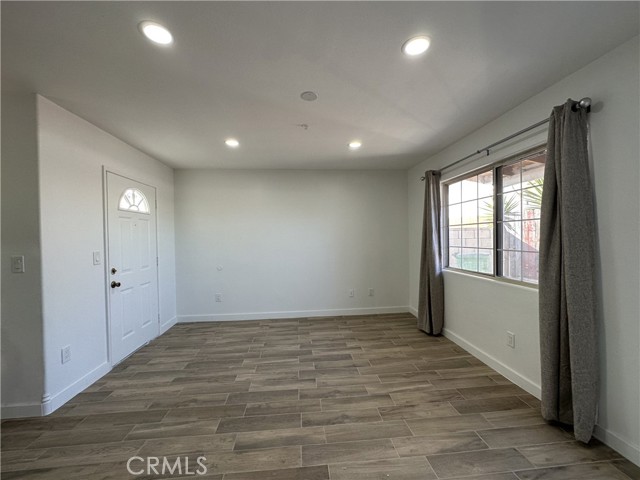 Detail Gallery Image 16 of 17 For 7551 Warner #C,  Huntington Beach,  CA 92648 - 3 Beds | 2/1 Baths