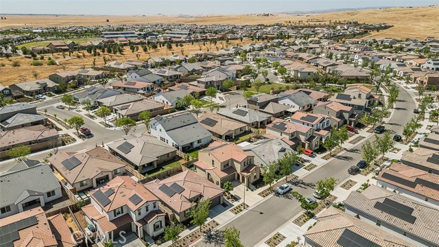 4254 Oak Knoll Road, Madera CA: https://media.crmls.org/medias/fc6ed9ff-fdf4-4dd6-9ef7-2b6d1211b72a.jpg
