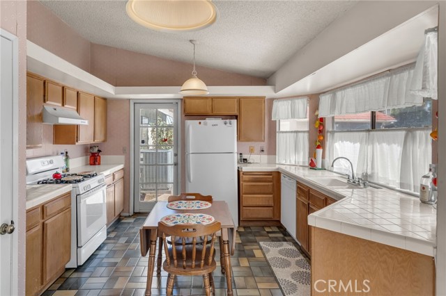 Detail Gallery Image 13 of 50 For 34548 Orchard, Wildomar,  CA 92595 - 3 Beds | 2 Baths