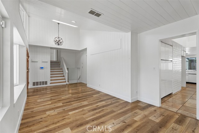 Detail Gallery Image 9 of 52 For 26581 Saddleback Dr, Mission Viejo,  CA 92691 - 5 Beds | 3/1 Baths