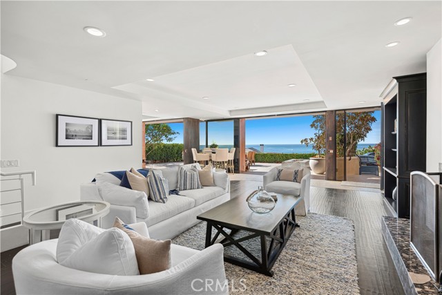 Detail Gallery Image 18 of 34 For 3308 Ocean Bld, Corona Del Mar,  CA 92625 - 5 Beds | 6/2 Baths