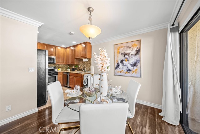 2 Bed Home for Sale in Studio City, California