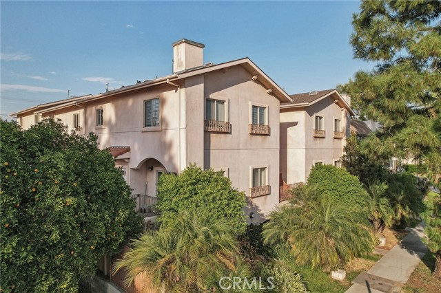 Detail Gallery Image 29 of 37 For 17311 Chatsworth St #4,  Granada Hills,  CA 91344 - 3 Beds | 2/1 Baths