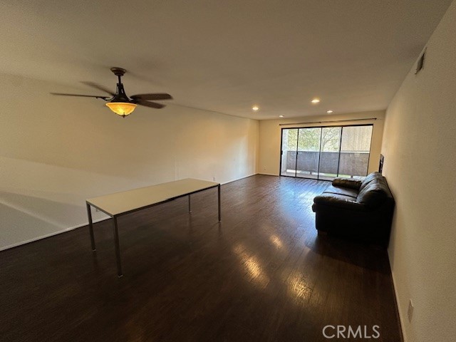 Detail Gallery Image 6 of 25 For 1110 Ohio Ave #205/ #14,  Long Beach,  CA 90804 - 2 Beds | 2 Baths