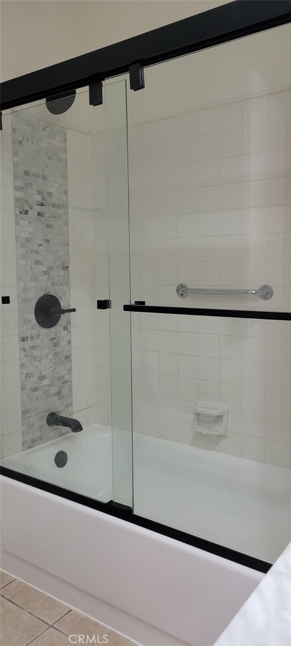 Detail Gallery Image 15 of 29 For 5135 Zelzah #101,  Encino,  CA 91316 - 2 Beds | 2 Baths