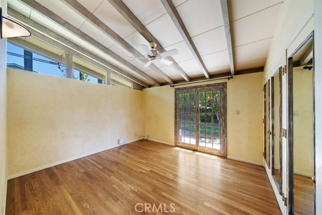 901 E Walnut Avenue, Glendora CA: https://media.crmls.org/medias/fc73f7ba-5c0e-4732-bf7b-21c4a9adf443.jpg