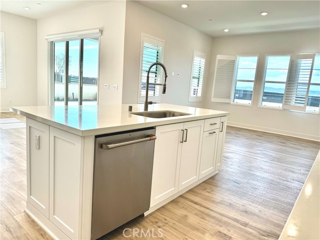 Detail Gallery Image 8 of 48 For 9331 Astor, Irvine,  CA 92618 - 3 Beds | 3/1 Baths