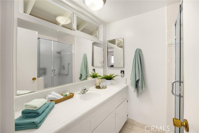 1753 N Albright Avenue, Upland CA: https://media.crmls.org/medias/fc74bf76-9260-4cd3-9a1d-0cdd1cea6153.jpg