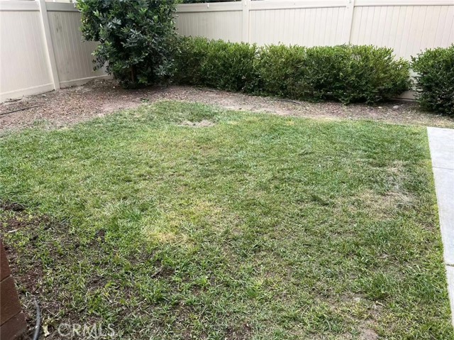 8775 Festival Street, Chino CA: https://media.crmls.org/medias/fc74eab1-e55f-4fc4-80fa-a9815f1b40ea.jpg