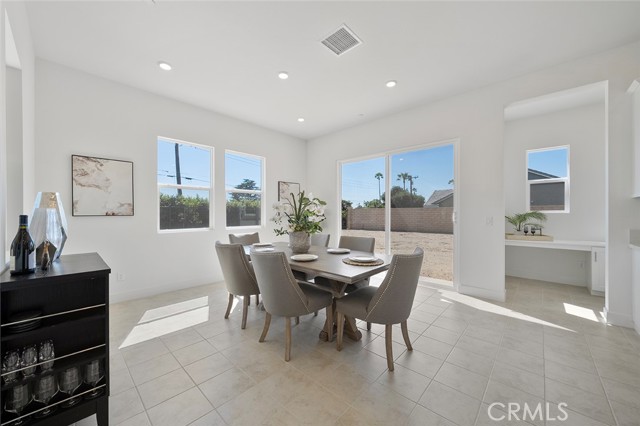 Detail Gallery Image 18 of 48 For 1010 Juniper, Glendora,  CA 91741 - 4 Beds | 3/1 Baths