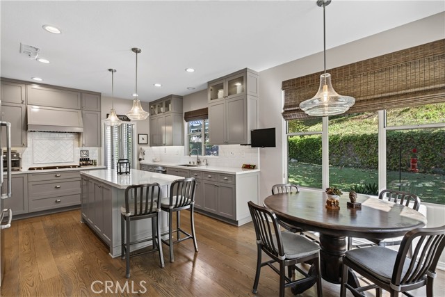 24255 Hillhurst photo 13