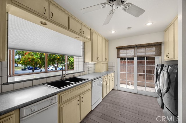 Detail Gallery Image 6 of 31 For 4502 Petite Lane, Cypress,  CA 90630 - 4 Beds | 2 Baths