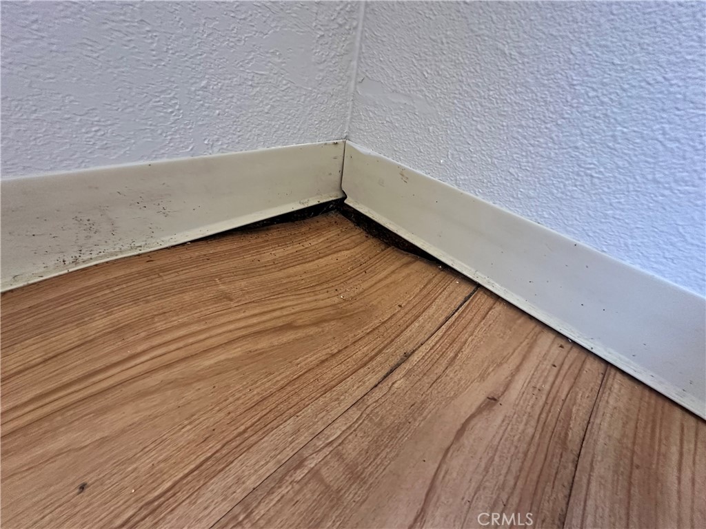 https://media.crmls.org/medias/fc788acd-c95e-4a9b-9f06-52f4ea95af5c.jpg?preset=X-Large