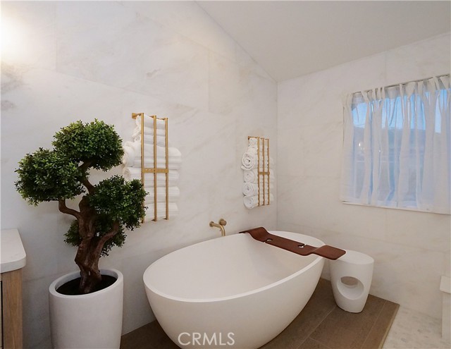 Detail Gallery Image 45 of 58 For 32551 Seacliff Dr, Rancho Palos Verdes,  CA 90275 - 4 Beds | 3/1 Baths