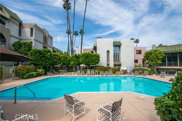 Detail Gallery Image 27 of 27 For 5315 White Oak #K,  Encino,  CA 91316 - 3 Beds | 2/1 Baths