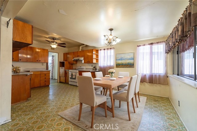 6532 Bonnie Vale Avenue, Pico Rivera CA: https://media.crmls.org/medias/fc7abd9e-450a-4a8b-aae4-4698e18dfa3d.jpg