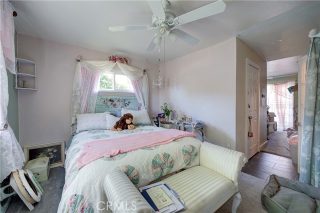 Detail Gallery Image 8 of 12 For 421 S O Pl, Lompoc,  CA 93436 - 4 Beds | 2 Baths