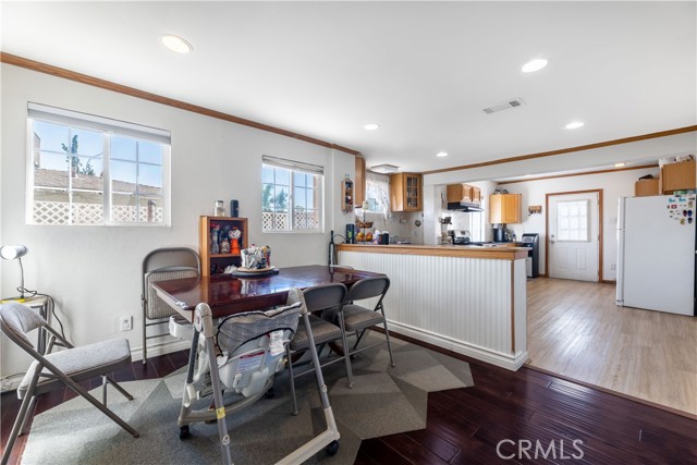 Detail Gallery Image 18 of 57 For 11203 Sheldon St, Sun Valley,  CA 91352 - 4 Beds | 2 Baths