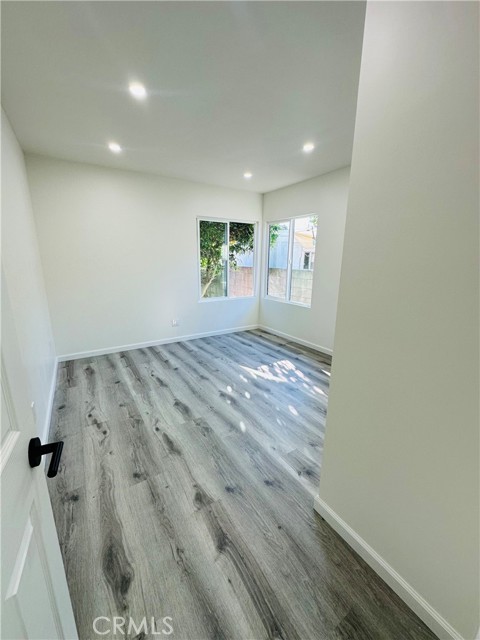 Detail Gallery Image 21 of 30 For 3634 Caspian, Long Beach,  CA 90810 - 4 Beds | 2 Baths