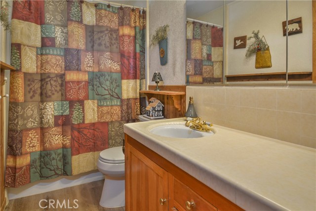 Detail Gallery Image 18 of 27 For 1121 Chateau Dr, Crestline,  CA 92325 - 2 Beds | 2 Baths