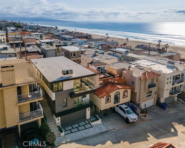 200 40th Street, Manhattan Beach, California 90266, 4 Bedrooms Bedrooms, ,4 BathroomsBathrooms,Residential,Sold,40th,SB22010624