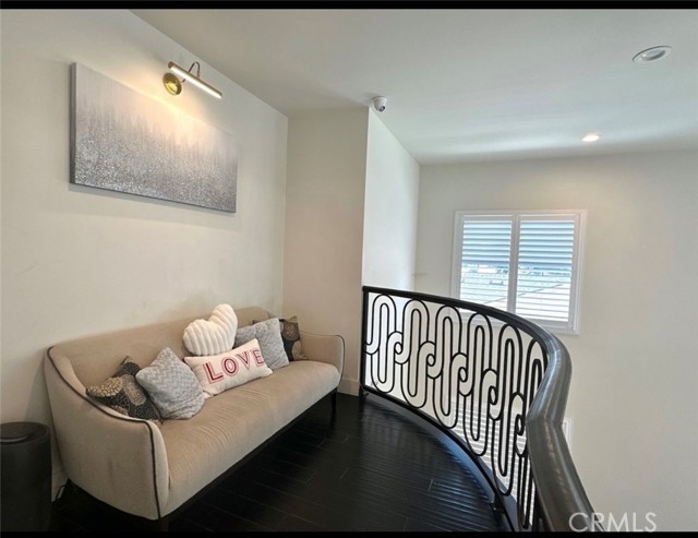 Detail Gallery Image 8 of 73 For 646 S Courson Dr, Anaheim,  CA 92804 - 6 Beds | 5 Baths