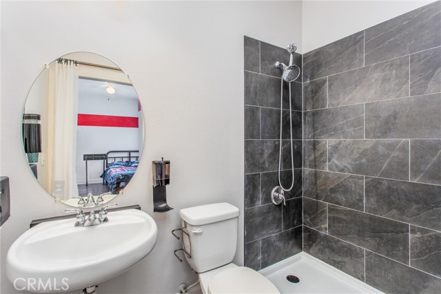 16873 Valley Spring Drive, Riverside CA: https://media.crmls.org/medias/fc7d223b-b66c-41df-96d0-4be87e7eb0bf.jpg