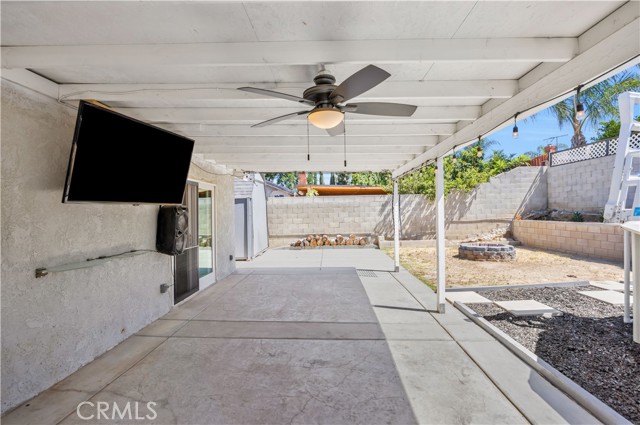 731 S Beechwood Avenue, Rialto CA: https://media.crmls.org/medias/fc7d3130-8f11-45f7-a429-bbffda66a150.jpg