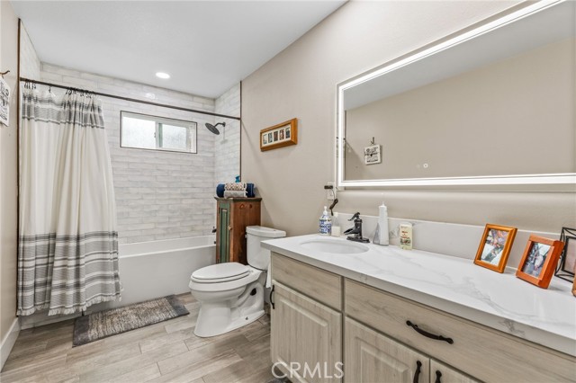 Detail Gallery Image 27 of 74 For 3998 Bluff, Norco,  CA 92860 - 4 Beds | 2/1 Baths