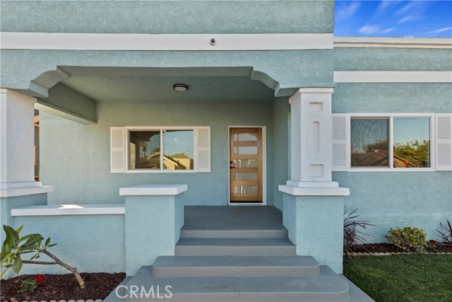 Detail Gallery Image 9 of 61 For 1435 Pine Ave, Long Beach,  CA 90813 - 5 Beds | 4 Baths