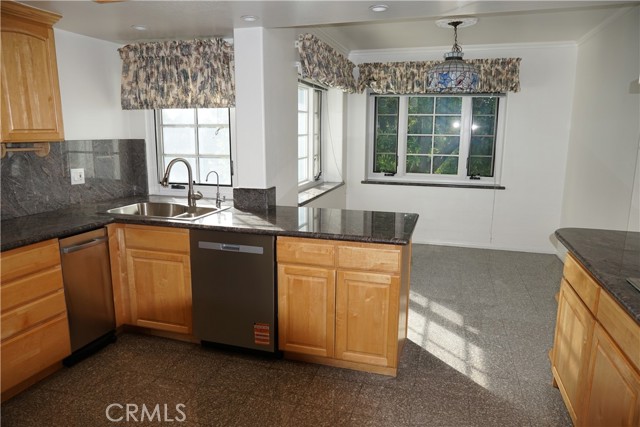 Detail Gallery Image 8 of 54 For 1200 Oakwood Dr, San Marino,  CA 91108 - 4 Beds | 3/1 Baths