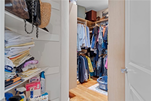 Detail Gallery Image 35 of 43 For 211 S Francisca, Redondo Beach,  CA 90277 - 4 Beds | 3 Baths