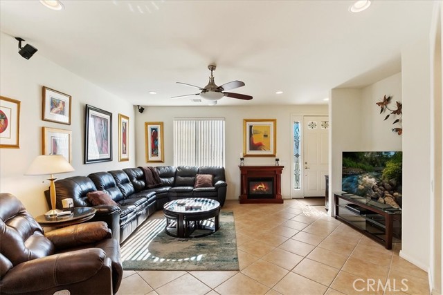 Detail Gallery Image 5 of 27 For 65114 Mesa Ave, Desert Hot Springs,  CA 92240 - 2 Beds | 2 Baths