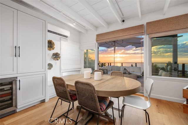 Detail Gallery Image 8 of 46 For 31962 Sunset, Laguna Beach,  CA 92651 - 3 Beds | 1/1 Baths