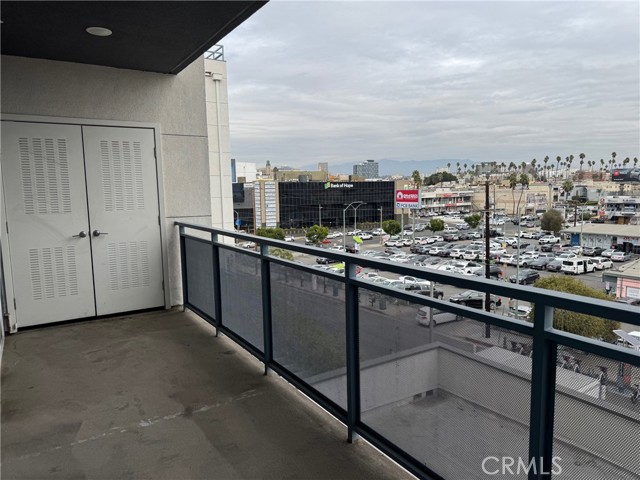 Detail Gallery Image 32 of 37 For 1025 S Berendo St #411,  Los Angeles,  CA 90006 - 2 Beds | 2 Baths