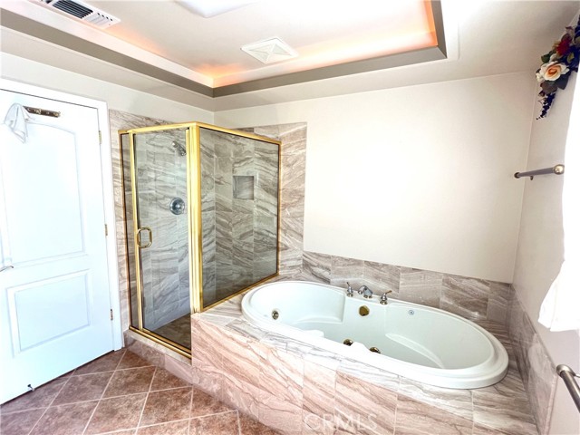 Detail Gallery Image 23 of 38 For 5712 Shepard Ave, Sacramento,  CA 95819 - 3 Beds | 2 Baths