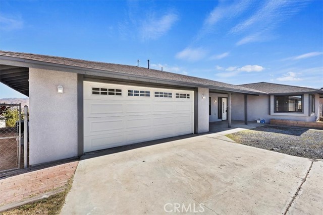 Detail Gallery Image 3 of 32 For 7267 Dalscote St, Hesperia,  CA 92345 - 3 Beds | 2/1 Baths