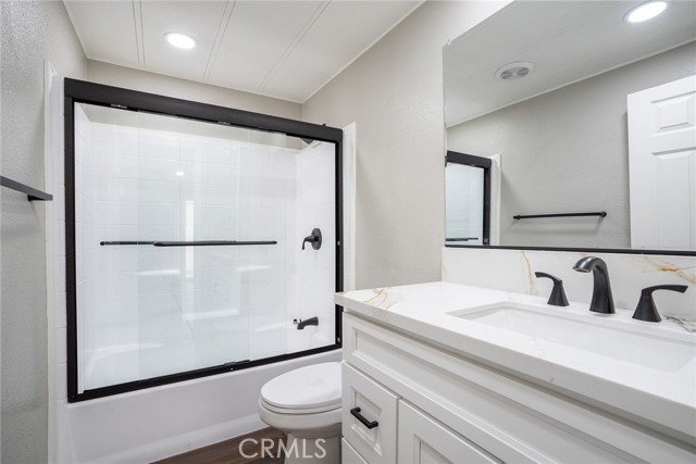 212 Las Brisas Circle, Pomona CA: https://media.crmls.org/medias/fc81fecc-6f77-4f7b-8f5c-ae3f09bed78f.jpg