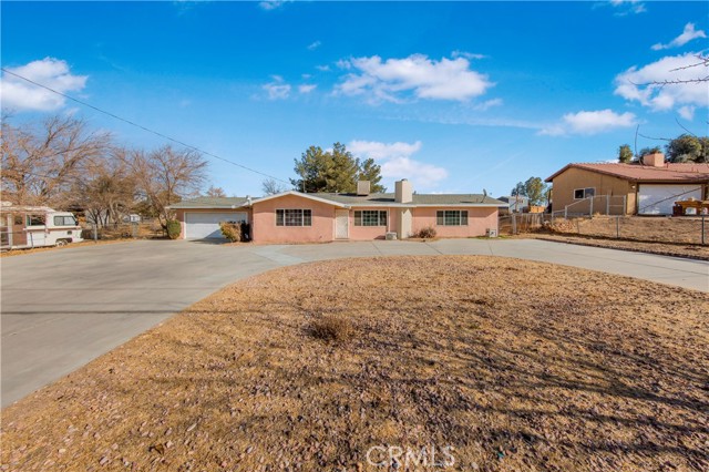 Detail Gallery Image 2 of 46 For 12509 9th Ave, Victorville,  CA 92395 - 4 Beds | 2 Baths