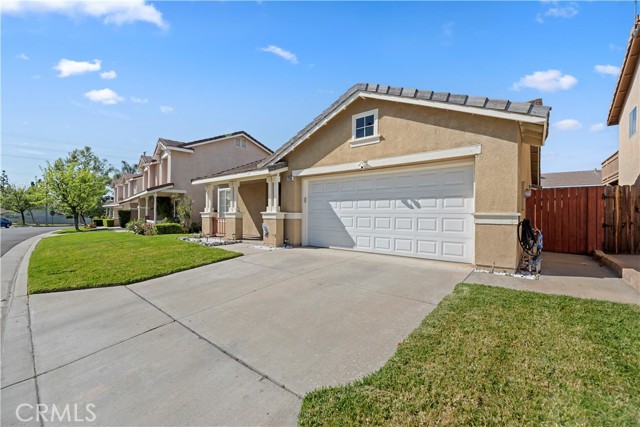 Detail Gallery Image 2 of 40 For 7235 Ayers Rock, Riverside,  CA 92508 - 3 Beds | 2 Baths