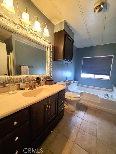18540 Soledad Canyon Road, Canyon Country CA: https://media.crmls.org/medias/fc831616-195d-41d2-a08a-c4c8871f88b9.jpg