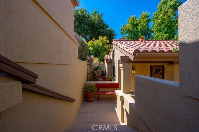 6271 Twinberry Circle, Avila Beach CA: https://media.crmls.org/medias/fc8468b4-7a81-469a-abad-2eaf7ecfb9d9.jpg