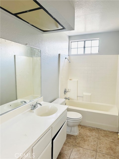 Detail Gallery Image 11 of 12 For 12205 Champlain St, Moreno Valley,  CA 92557 - 3 Beds | 2 Baths