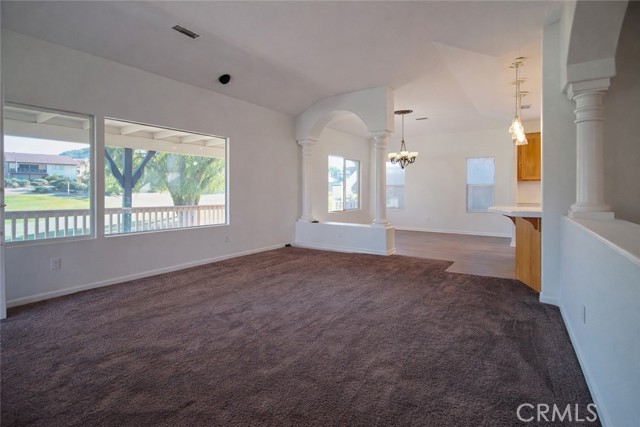 Detail Gallery Image 7 of 19 For 23235 Continental Dr, Canyon Lake,  CA 92587 - 4 Beds | 3 Baths