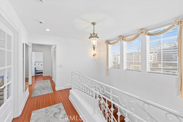 Detail Gallery Image 17 of 54 For 1020 Harbor Crossing, Marina Del Rey,  CA 90292 - 4 Beds | 4/1 Baths