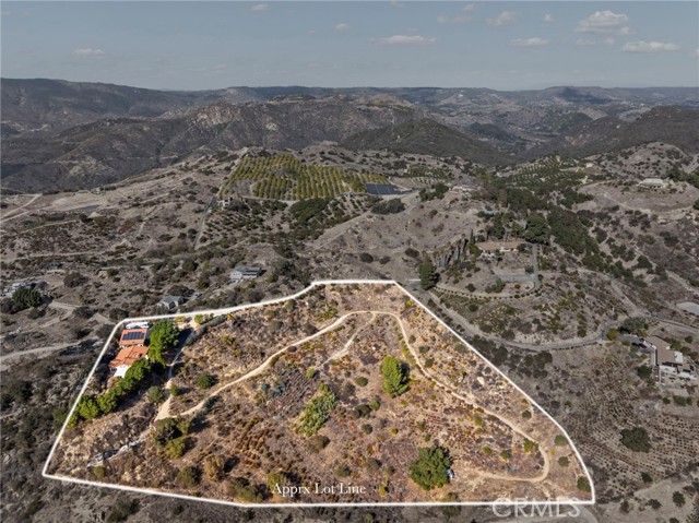 2311 Rose Road, Fallbrook CA: https://media.crmls.org/medias/fc8501e5-8483-429a-b2ca-a0a440fd21c7.jpg
